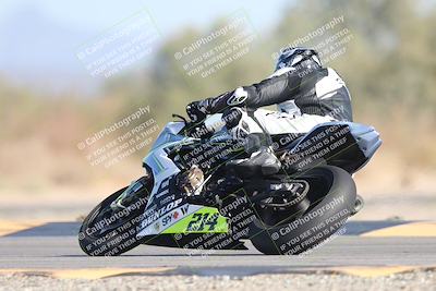 media/Oct-04-2025-CVMA (Sat) [[408bcdd6e4]]/Race 13-Amateur Supersport Open/